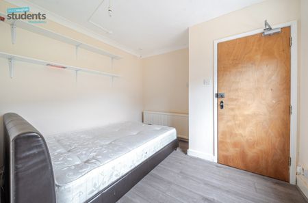 5 bedroom terraced house to rent - Photo 3