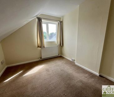 2 bedroom semi-detached house to rent - Photo 2