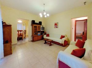 Μονοκατοικία για ενοικίαση - Λουτράκι-Περαχώρα, - Photo 1