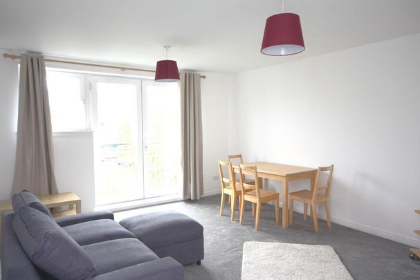 2 bedroom flat to rent - Photo 1