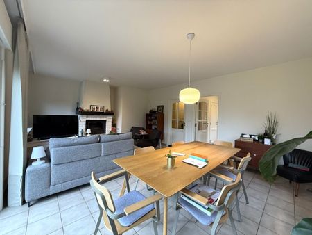 Instapklare halfopen woning met tuin nabij Sint-Pietersstation - Foto 2
