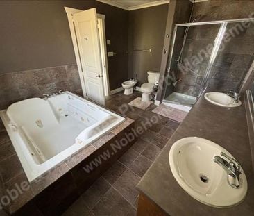 3237 Matapan Crescent MAIN Vancouver - Photo 4