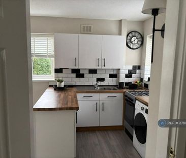 2 bedroom end of terrace house to rent - Photo 6