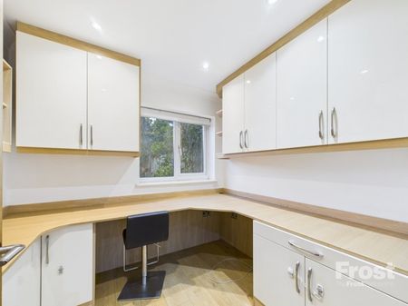 Chiltern Road, Burnham,SL1 - Photo 3