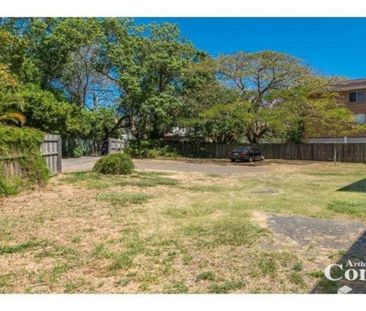 20 Croydon Street, TOOWONG - Photo 5