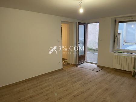 Remiremont centre ville, appartement F3 en RDC de 46 m², 1 chambre et 1 bureau - Photo 2