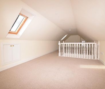 4 bedroom detached house to rent - Photo 3