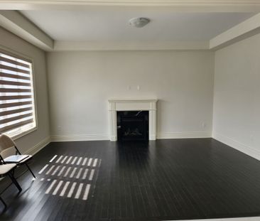 For Lease - 322 Boundary Boulevard Unit# MAIN, Whitchurch-Stouffvil... - Photo 1