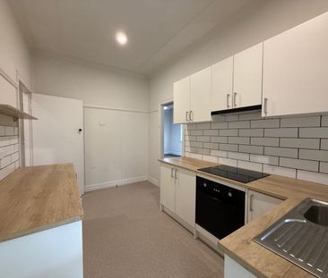 Peaceful Living with Everyday Convenience in New Lambton Heights - Photo 5