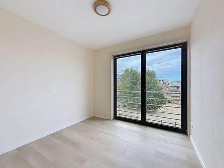 Appartement te huur - Foto 3