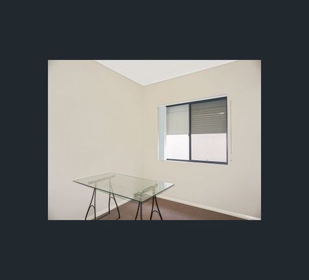 2/36 Ellam Street, St James, WA 6102 - Photo 4