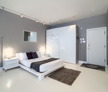 Condo for rent, Montréal (Ville-Marie) - Photo 1