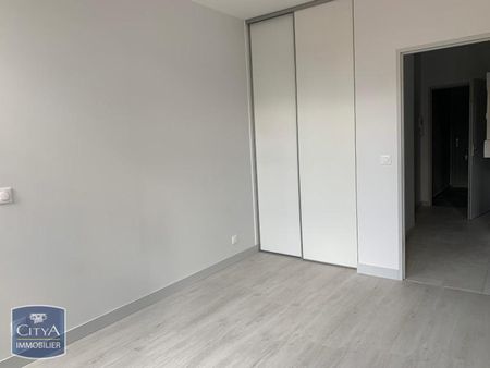 Location Appartement 3 pièces 62m² VILLEFRANCHE SUR SAONE 69400 - Photo 4