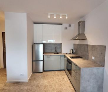 Komfortowe 2 pokoje z balkonem i garażem. - Photo 5