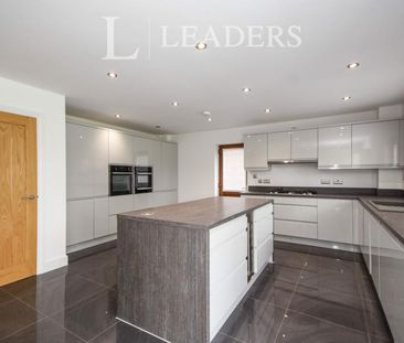 4 bedroom house to rent The Street, Black Notley, Braintree, CM77 - Photo 6