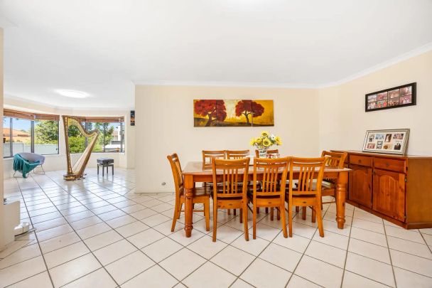 “Spacious Family Home in Prime Sylvania Location” - Photo 1