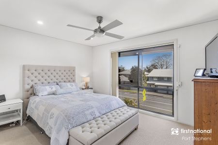 Two bedroom duplex with water views - Photo 3