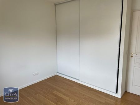 Location Appartement 3 pièces 68m² LILLE 59000 - Photo 5
