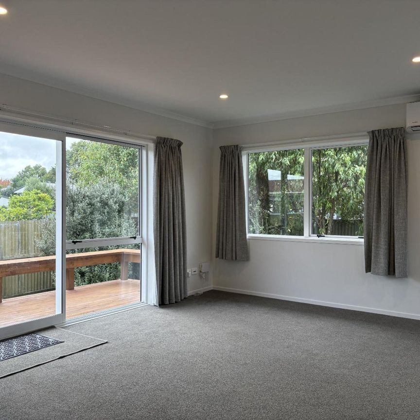 Modern Living at its best - Photo 1