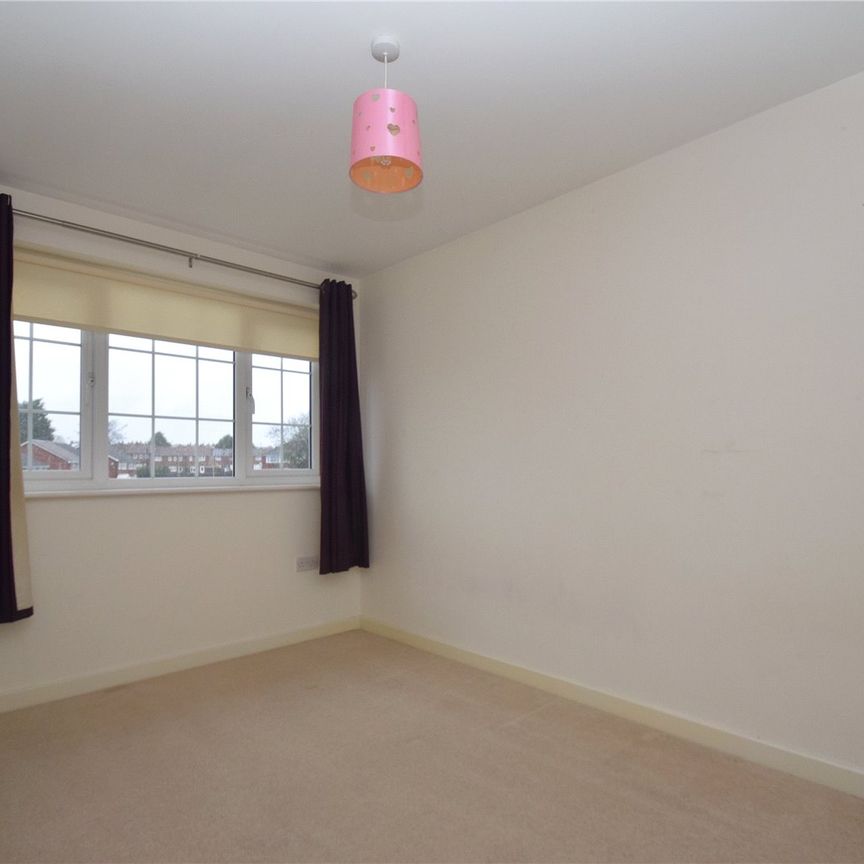 3 bed terraced house to rent in Eastway, Eastfield, YO11 - Photo 1