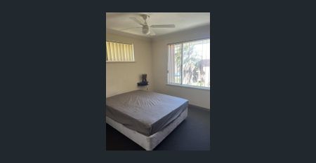 Elevated Coastal Charm: 2-Bed Furnished Retreat Steps from the Sea! - Photo 4