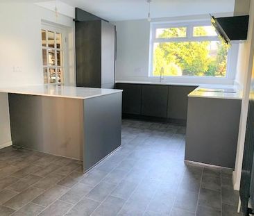 3 bedroom detached house to rent - Photo 2