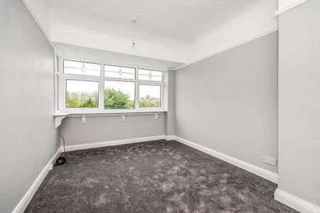 3 bedroom end of terrace house to rent - Photo 3