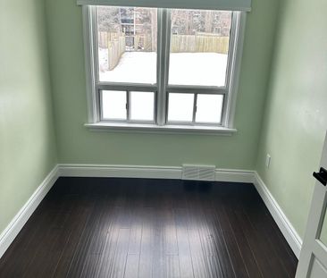 For Lease - 9 Roycrest Avenue Unit# Room, Toronto, Ontario - Photo 3