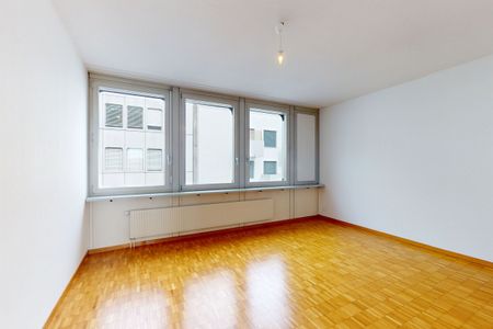 Forty steps from the Solothurn Westbahnhof train station! - Foto 2