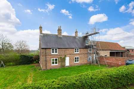 Riccall Road, Escrick, York YO19 - Photo 3
