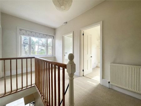 2 bedroom semi-detached house to rent - Photo 2