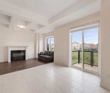 For Lease - 3077 Perkins Way, Oakville, Ontario - Photo 4