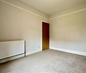 4 bedroom terraced house to rent - Photo 6