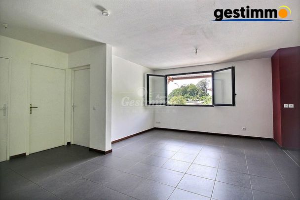 Location Appartement 3 pièces 61m² CAYENNE 97300 - Photo 1