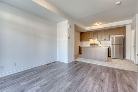 For Lease - 1112 Lockie Drive, Oshawa, Ontario - Photo 2