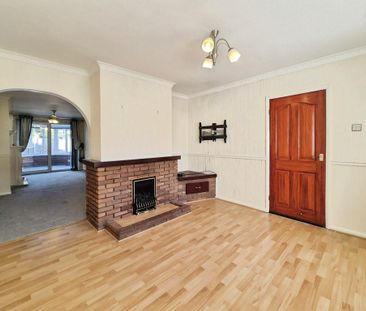 3 bedroom semi-detached house to rent - Photo 3