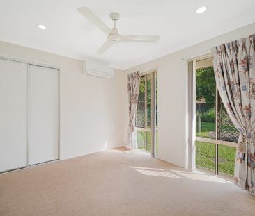 Spacious Family Living in Kallangur - Photo 6