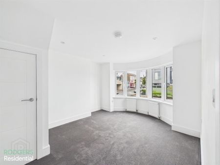 3 Marine Parade, Holywood, BT18 9HY - Photo 2