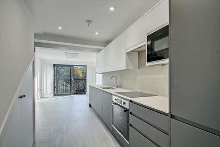 Holders Hill Road, London, NW7 - Photo 4