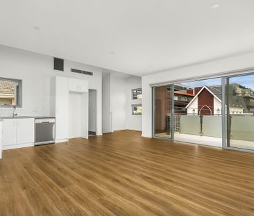 1/4 Berry Street, Essendon North VIC 3040 - Photo 2