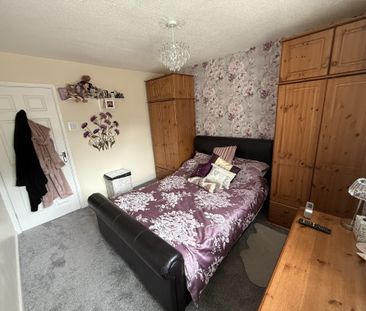 2 bedroom semi-detached house to rent - Photo 2