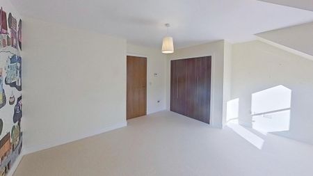 4 bedroom terraced house to rent - Photo 2