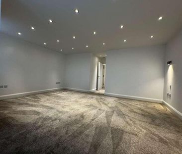 Forest Road, Binfield, Bracknell, RG42 - Photo 5