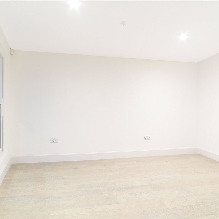 Penrose Mews, London, SW6, London - Photo 1