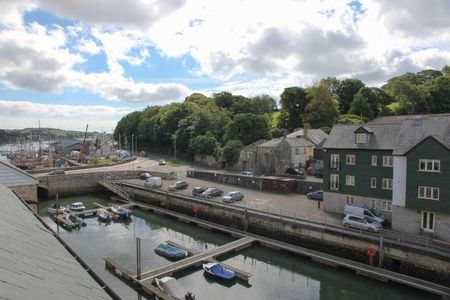 Anchor Quay, Penryn, TR10 - Photo 3