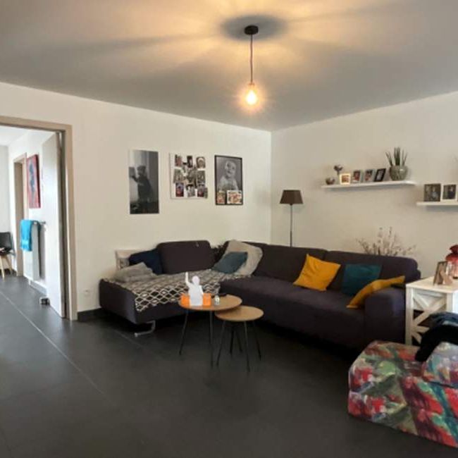 Woning te huur in Oostakker voor € 1.575 met 6 slaapkamers - Photo 1