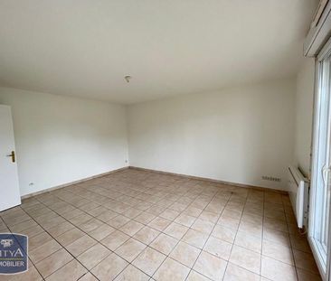 Location Appartement 2 pièces 47m² BEUVRAGES 59192 - Photo 2