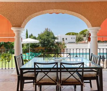 Detached Villa · Elviria - Photo 4