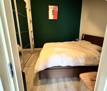 Te huur een zeer ruim opgezet mooi appartement gelegen aan de centr... - Foto 3