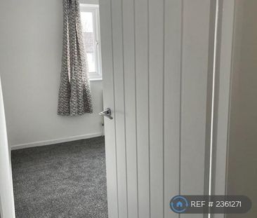 3 bedroom terraced house to rent - Photo 6